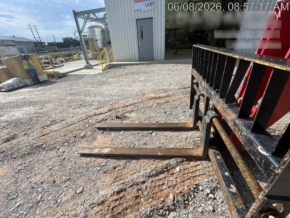 2021 MANITOU MTA8044