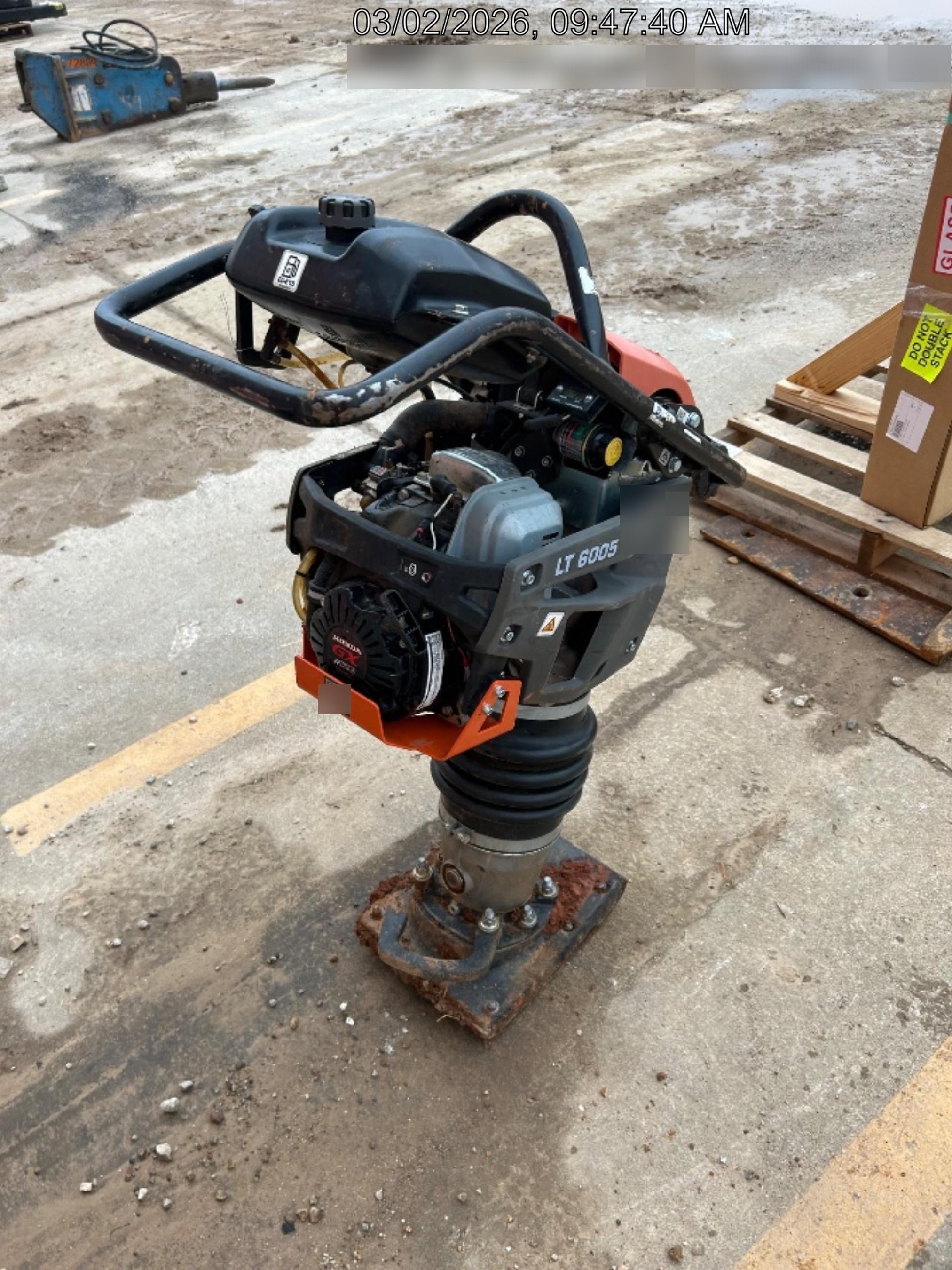 2024 HUSQVARNA LT6005