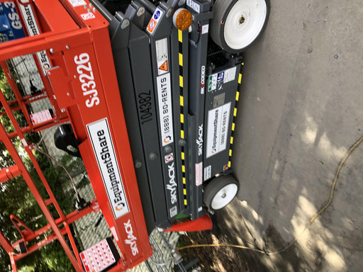 2020 Skyjack SJIII-3226 Solid NM Tires, Half height spring hinged entry gate, Dual Beacons