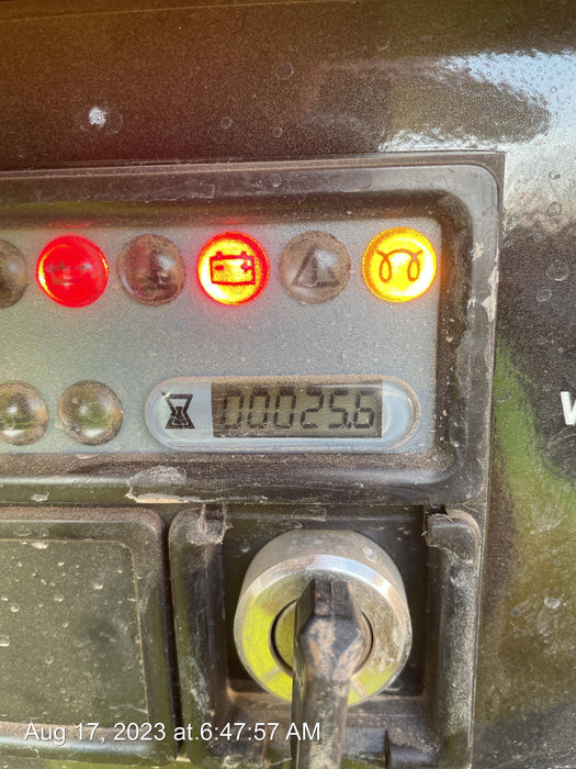 2023 Vac-Tron LP573XDT T4 Koehler Diesel Engine, 500 Gallon Debris Tank, x2 100 Gallon Water Tanks