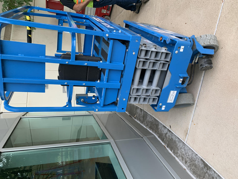 2020 Genie GS-1930 Solid Non Marking Tires, Beacon, Folding rails with half height swing gate