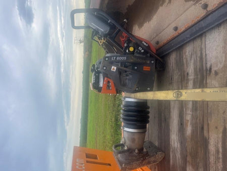 2025 HUSQVARNA LT6005