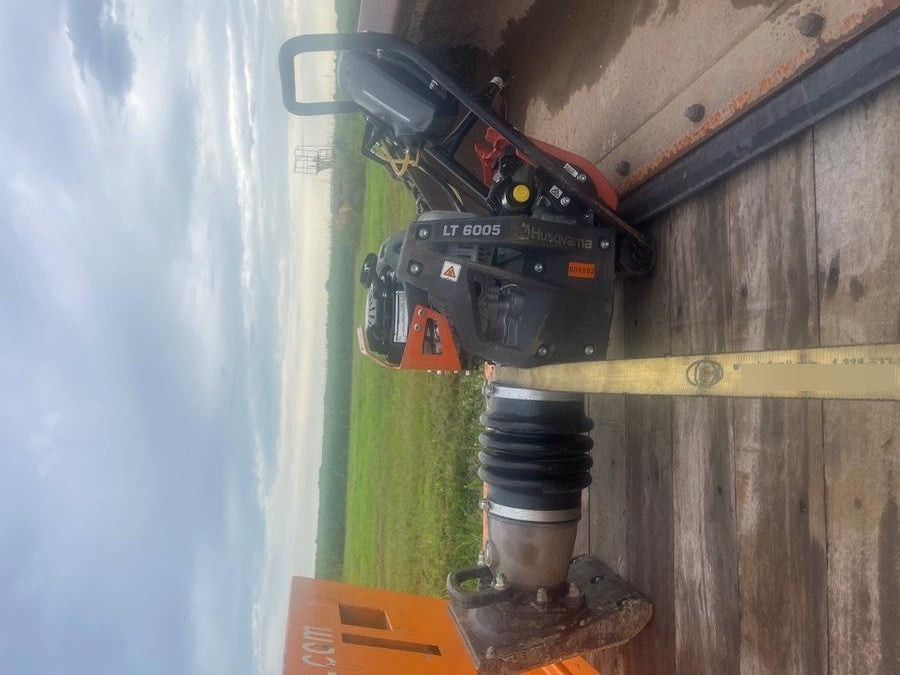 2025 HUSQVARNA LT6005