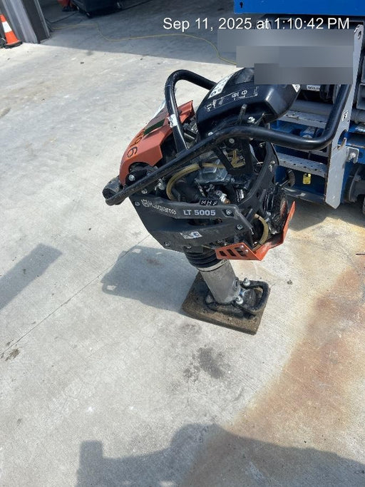 2024 HUSQVARNA LT5005