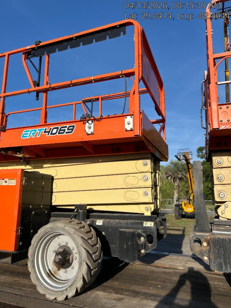 2021 JLG ERT4069
