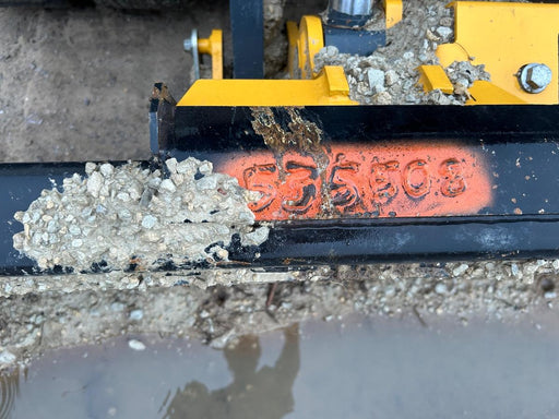 2025 JOHN DEERE 84" Bucket - John Deere