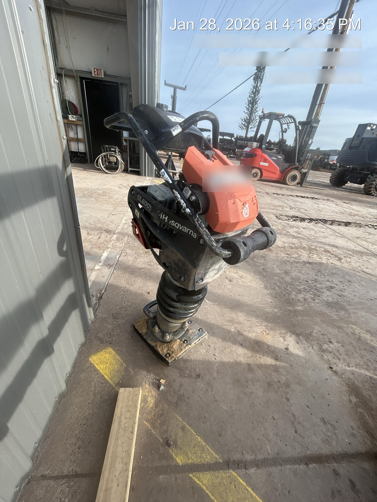 2025 HUSQVARNA LT6005
