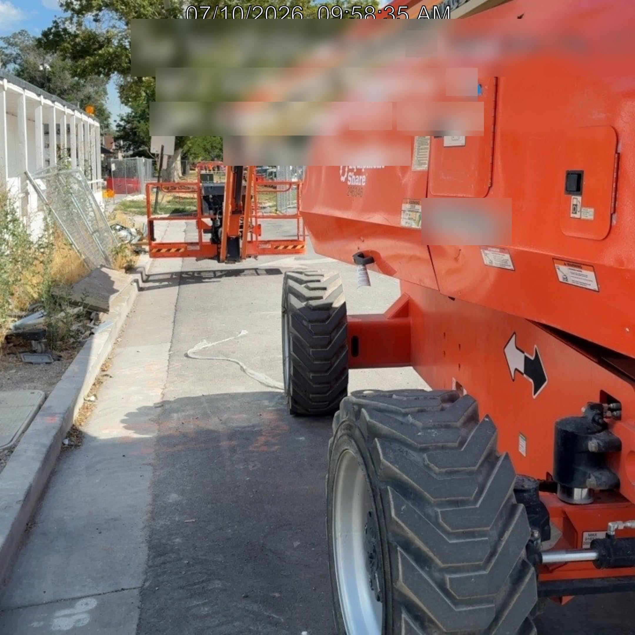 2023 JLG 860SJ