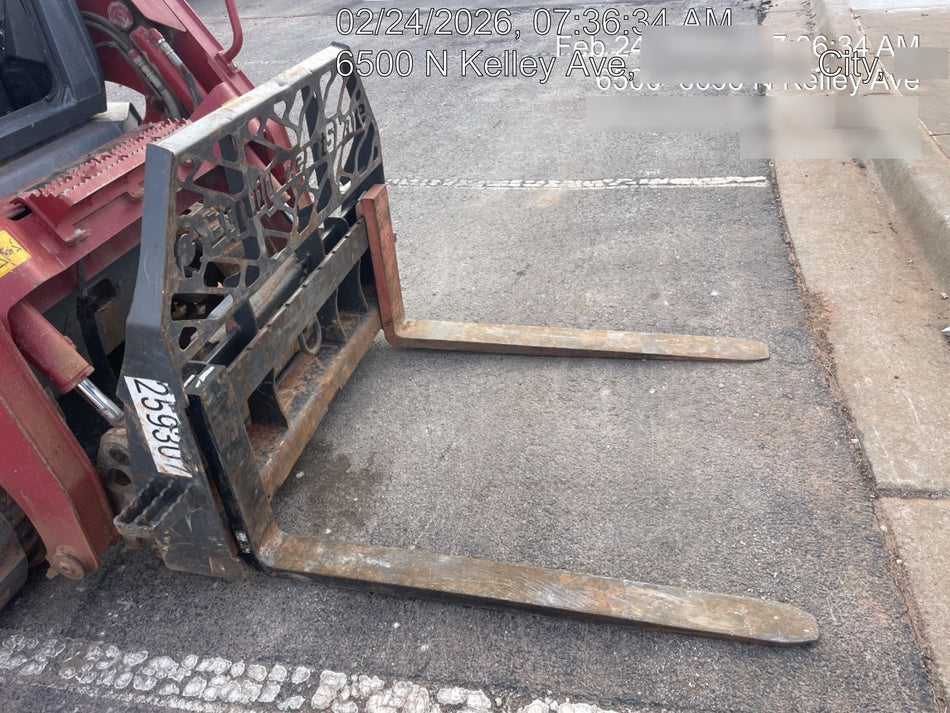 2022 PALADIN 48" Pallet Forks - Paladin