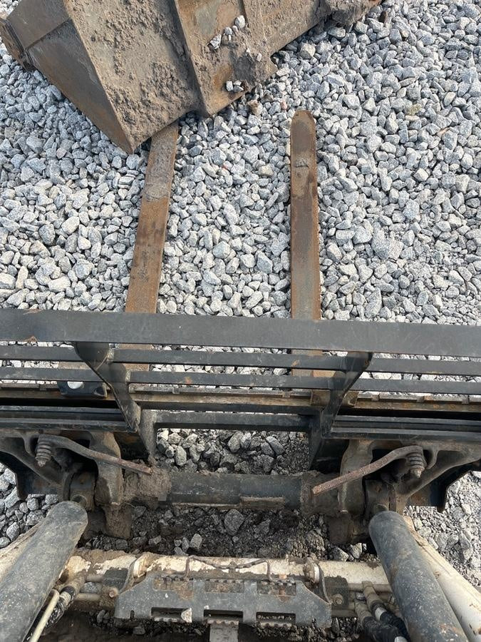 2019 ARROW MATERIAL HANDLING 60" Pallet Forks - Arrow