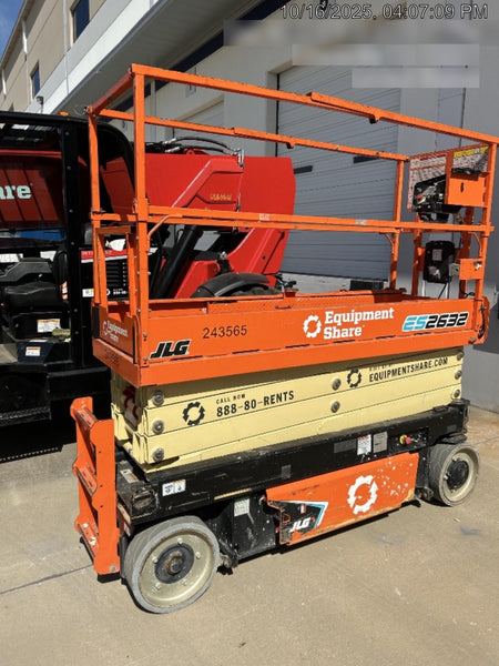 2022 JLG ES2632