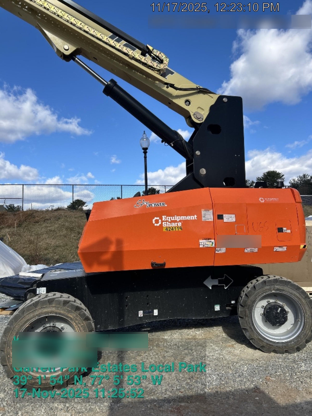2024 JLG 860SJ