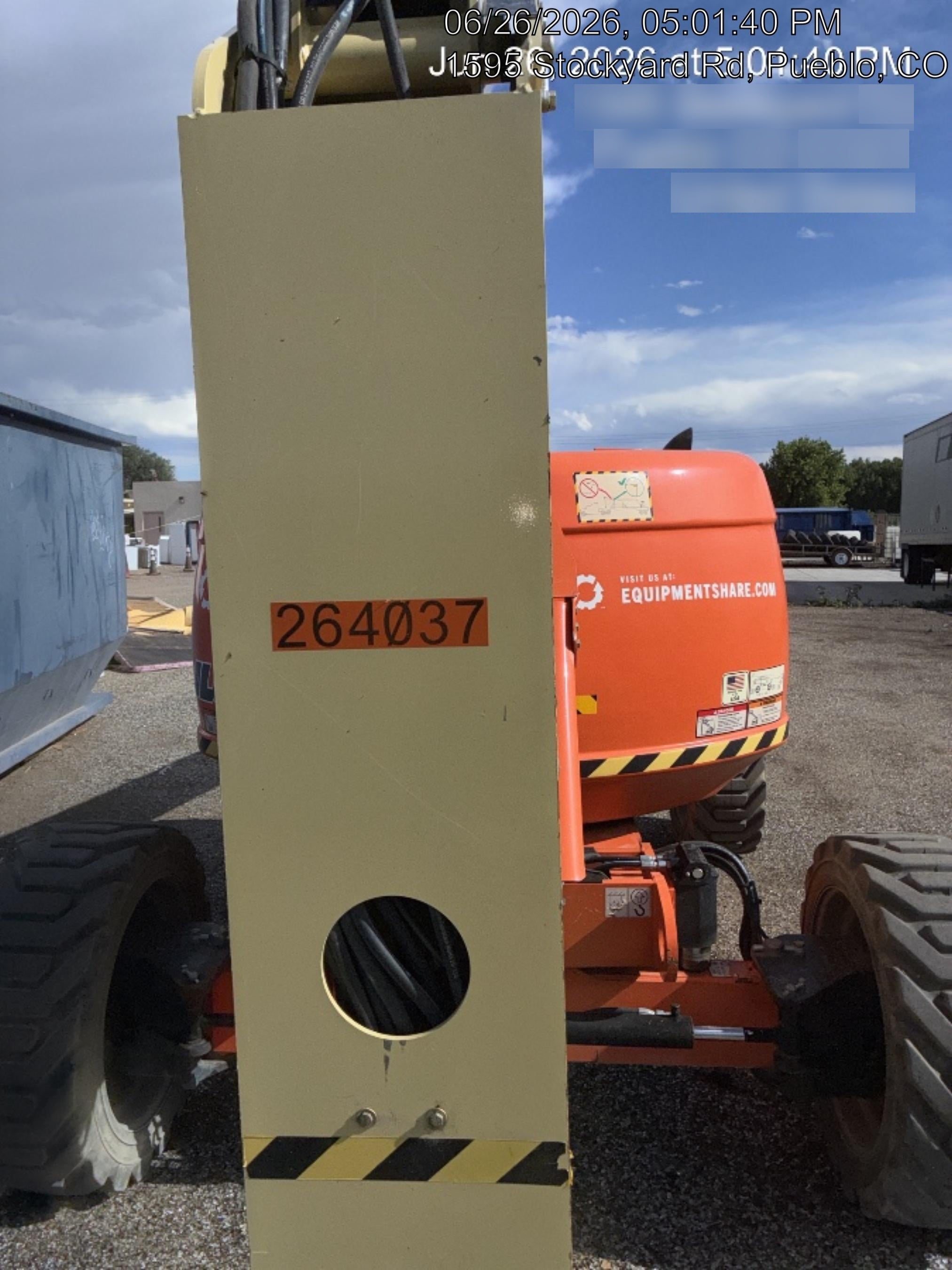 2022 JLG 600AJ