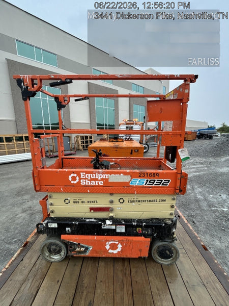 2022 JLG ES1932