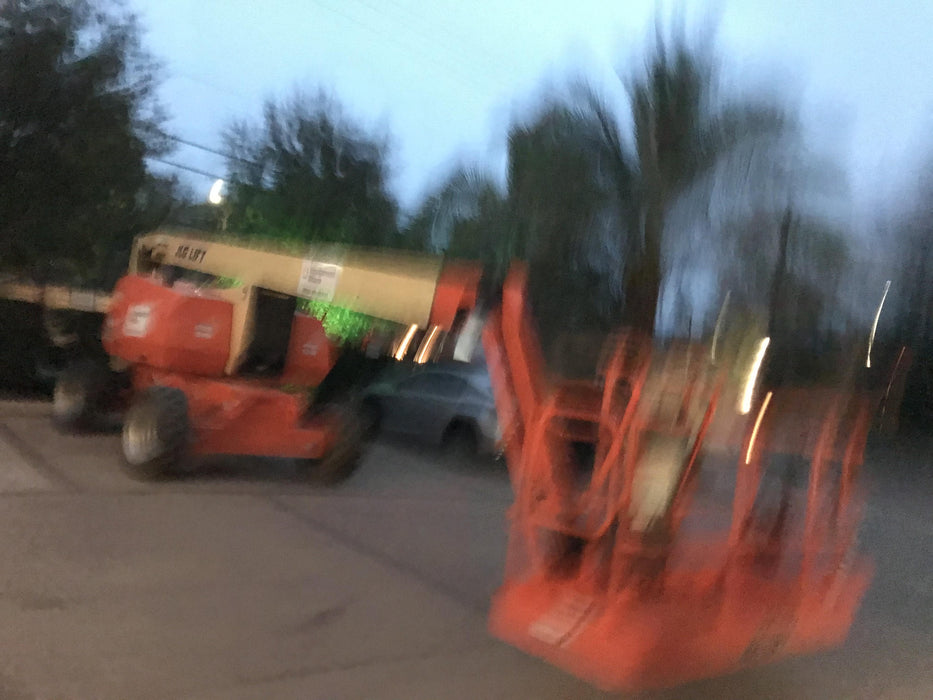 2020 JLG 800AJ