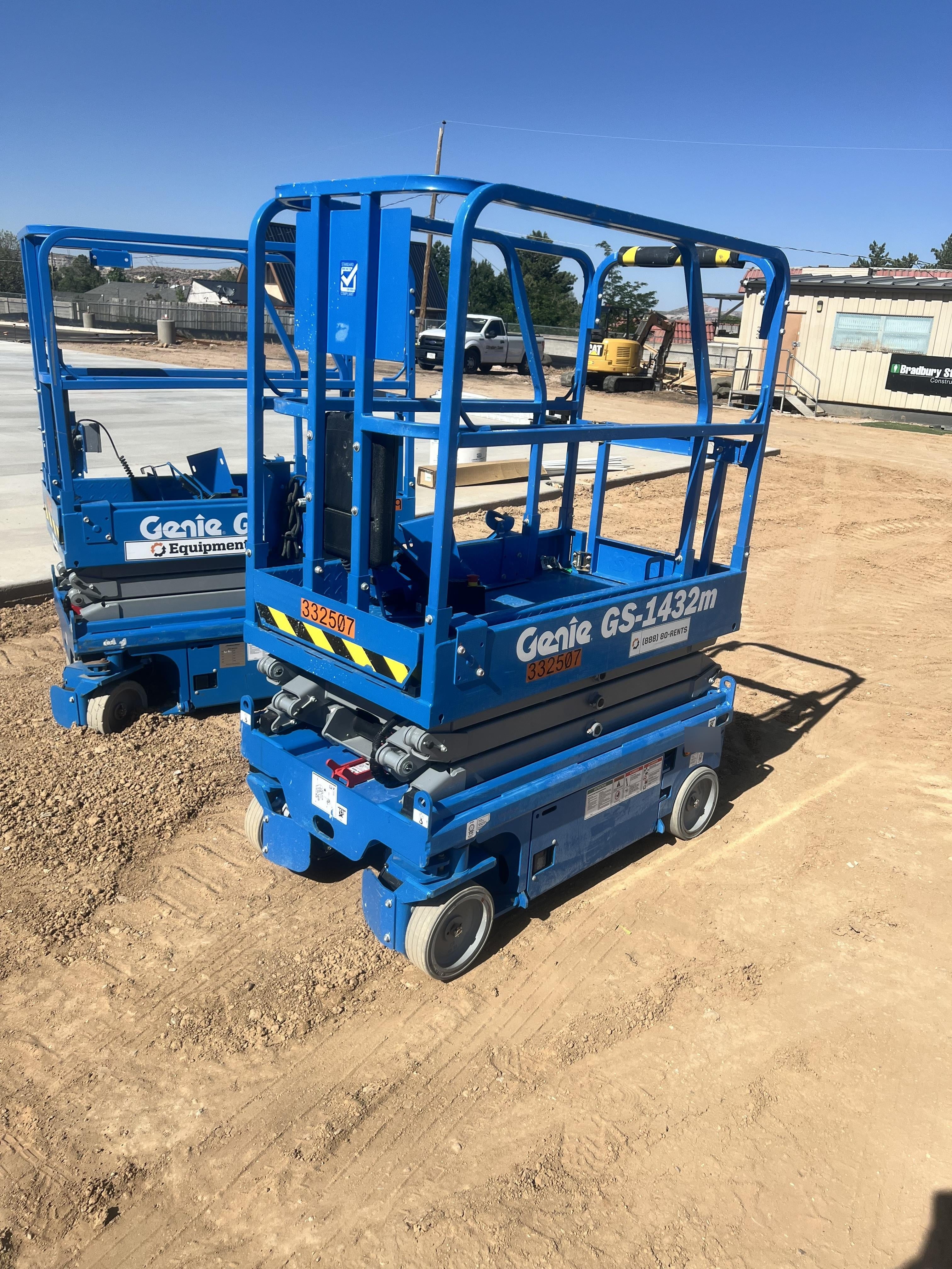 2023 GENIE GS-1432