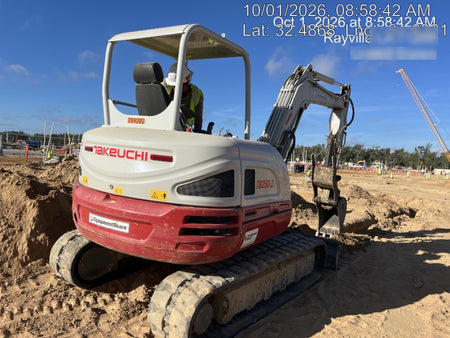 2022 TAKEUCHI TB250-2R