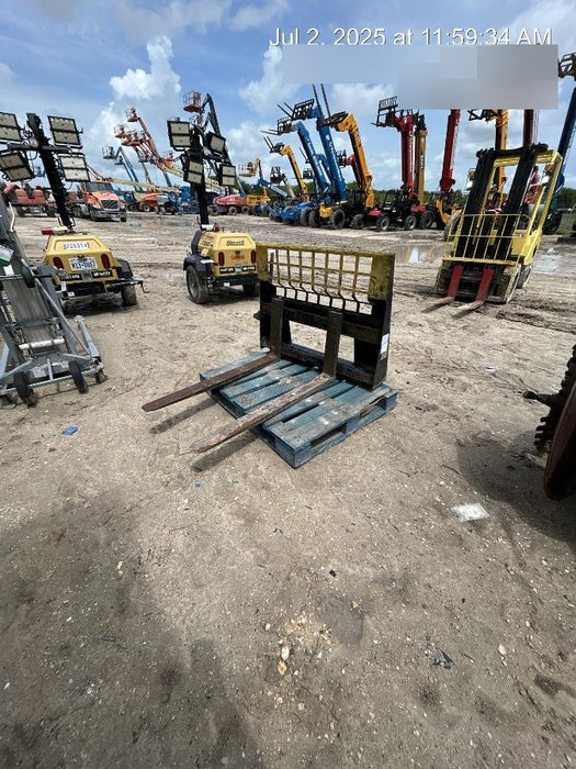 2021 PALADIN 48" Pallet Forks - Paladin