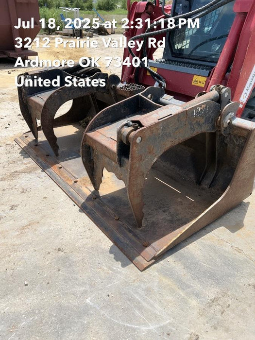 2018 PALADIN 76" Scrap Grapple Bucket - Paladin