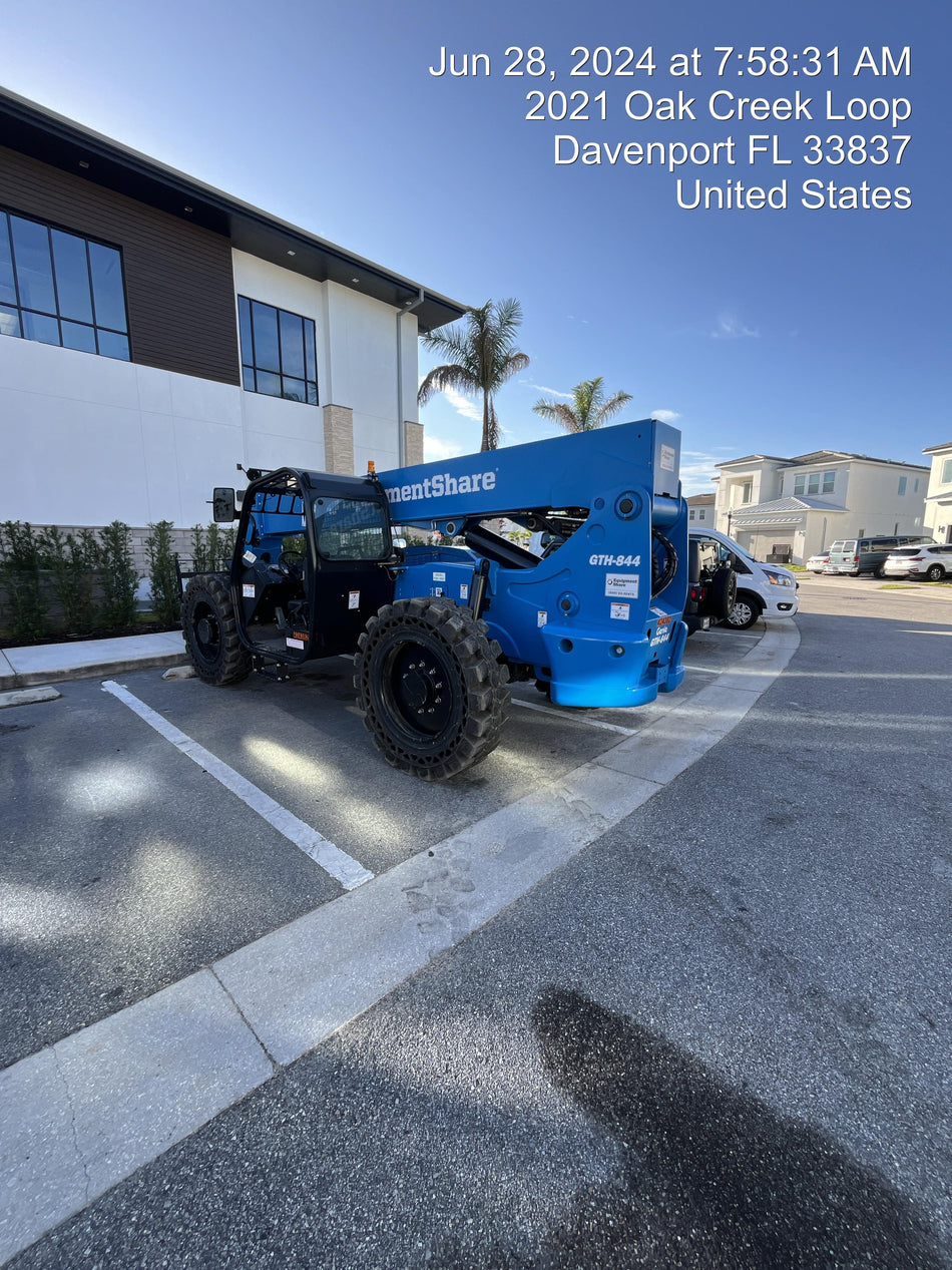 2024 GENIE GTH-844