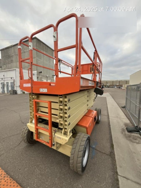 2021 JLG 4069LE