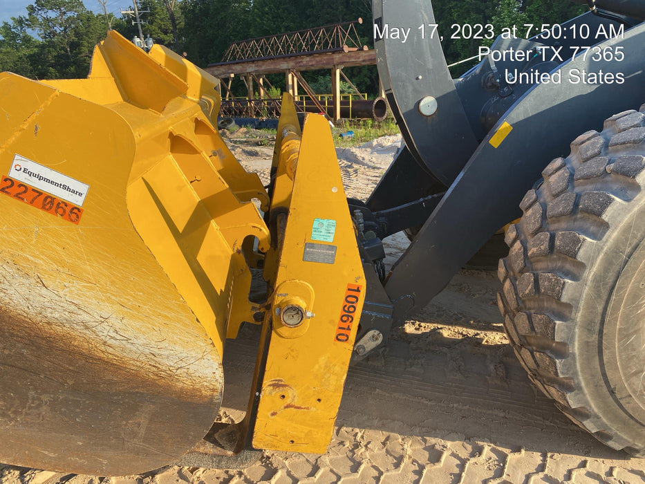 2020 JOHN DEERE 96" Loader Fork Carriage - John Deere