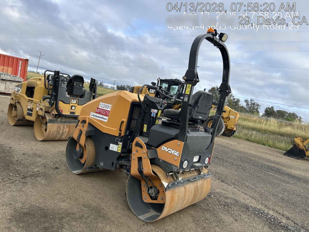 2020 CASE DV26E