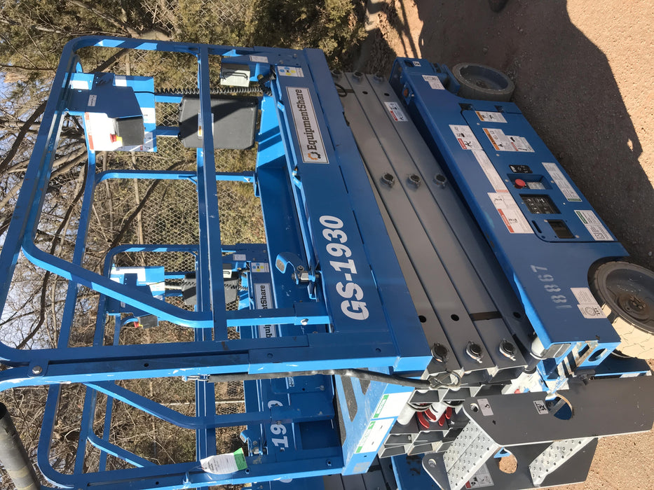 2018 GENIE GS-1930