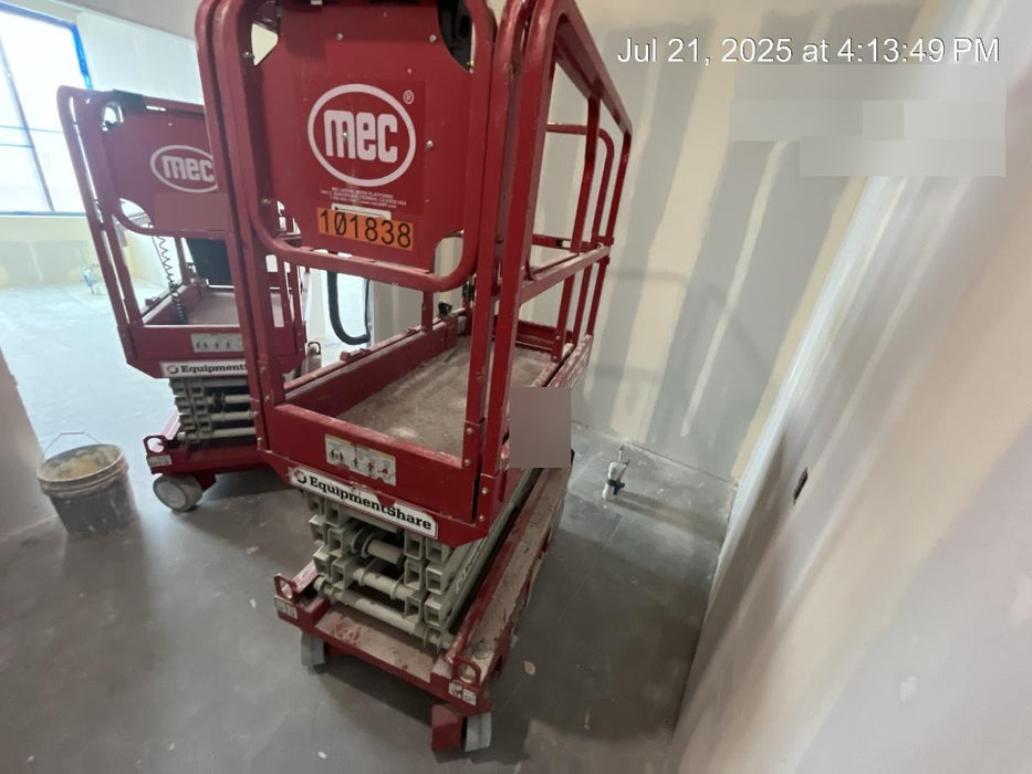 2020 MEC 1330SE Solid NM Tires, Steel Swing out Doors, LCS, Beacon, 900W Invertor