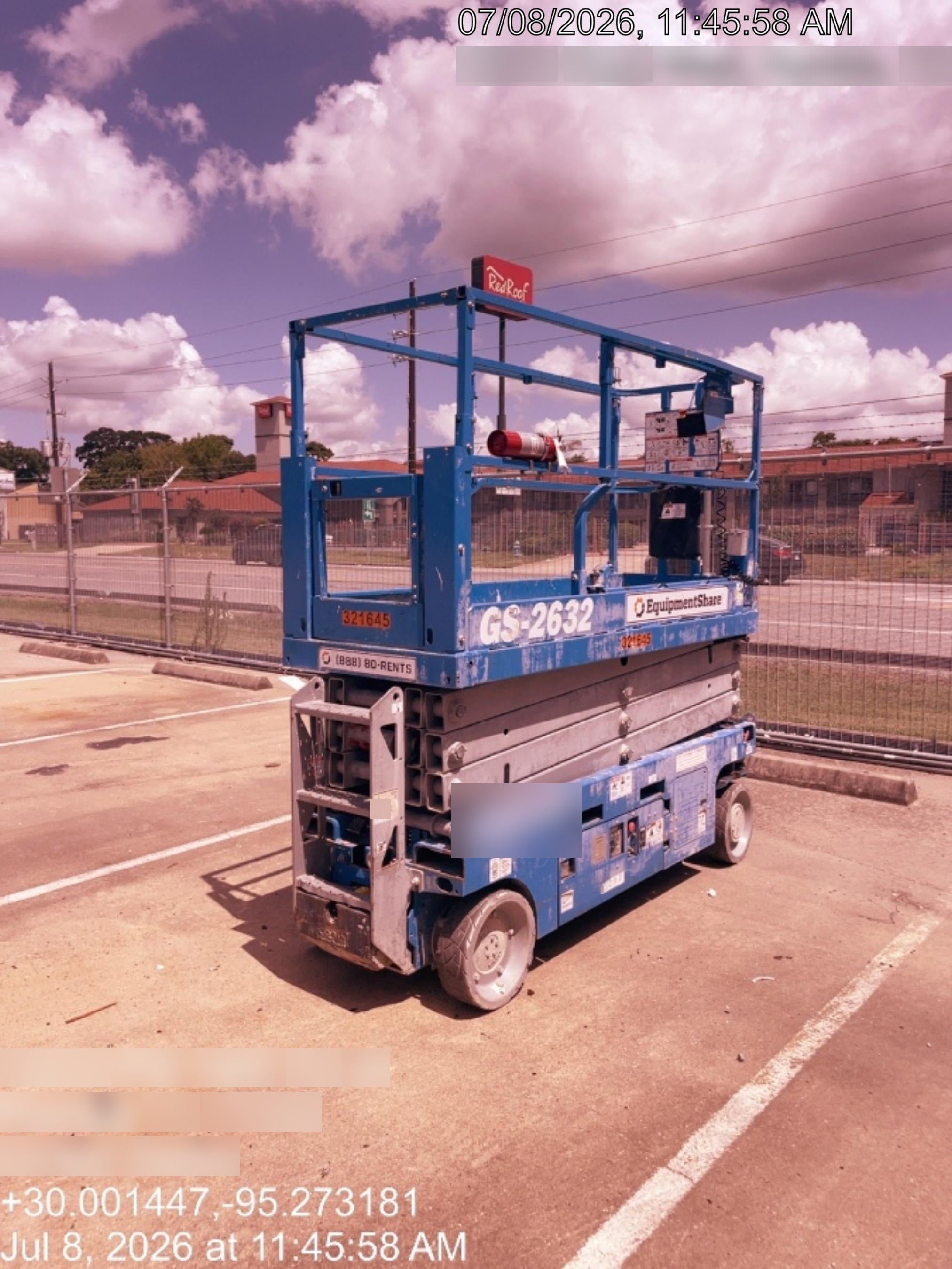 2023 GENIE GS-2632