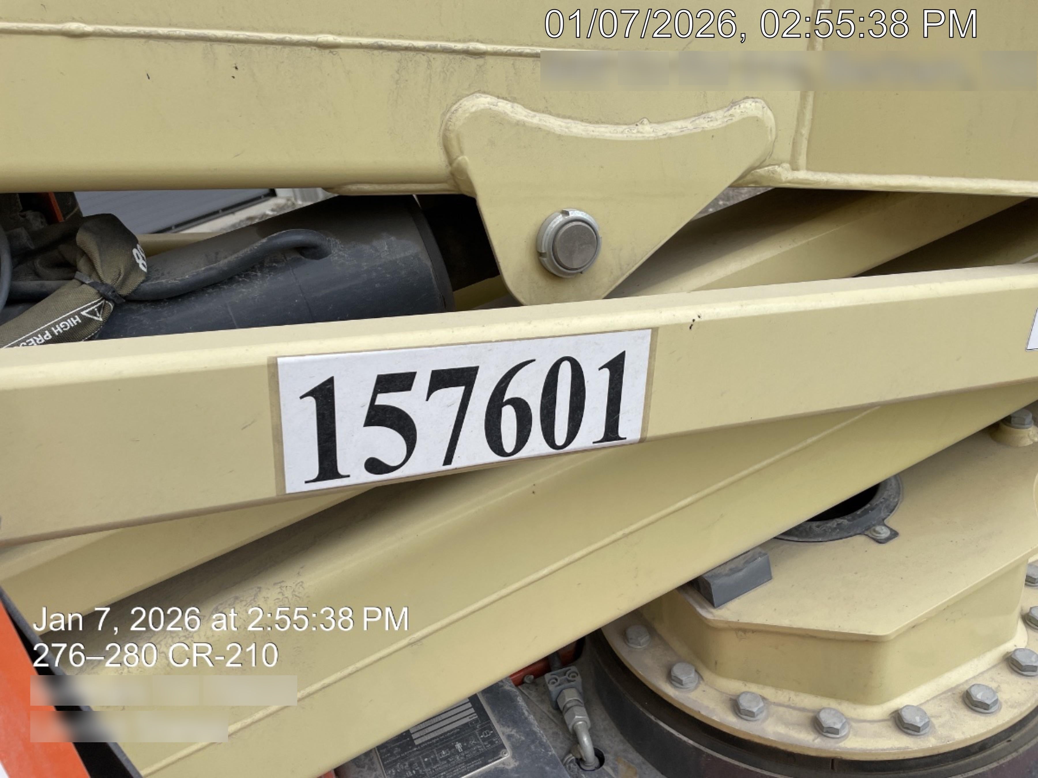 2021 JLG X600AJ