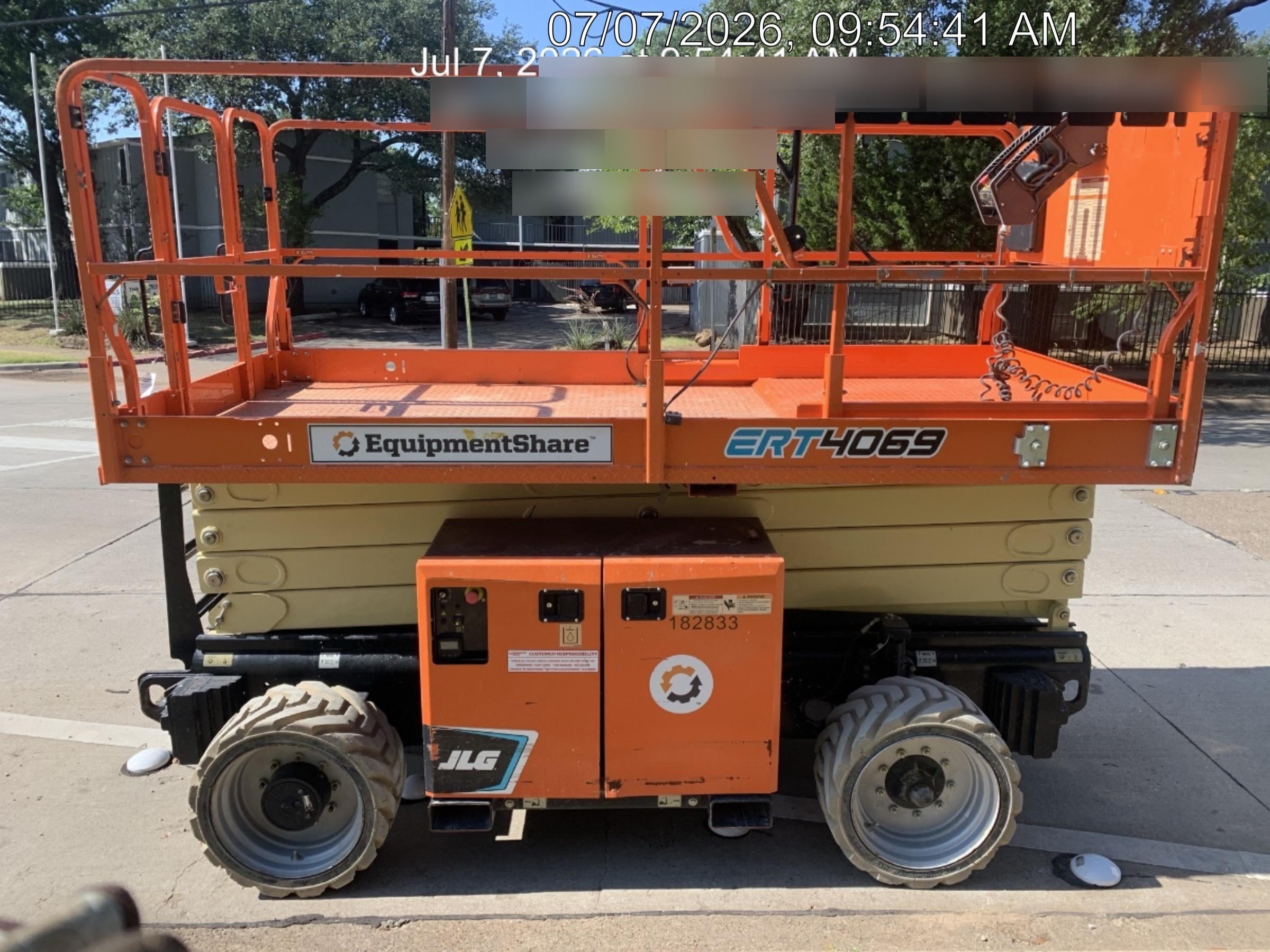 2021 JLG ERT4069