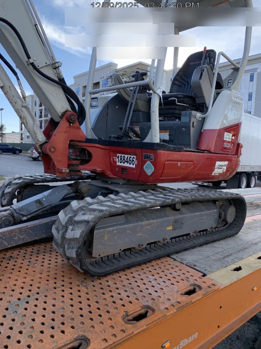 2021 TAKEUCHI TB235-2R