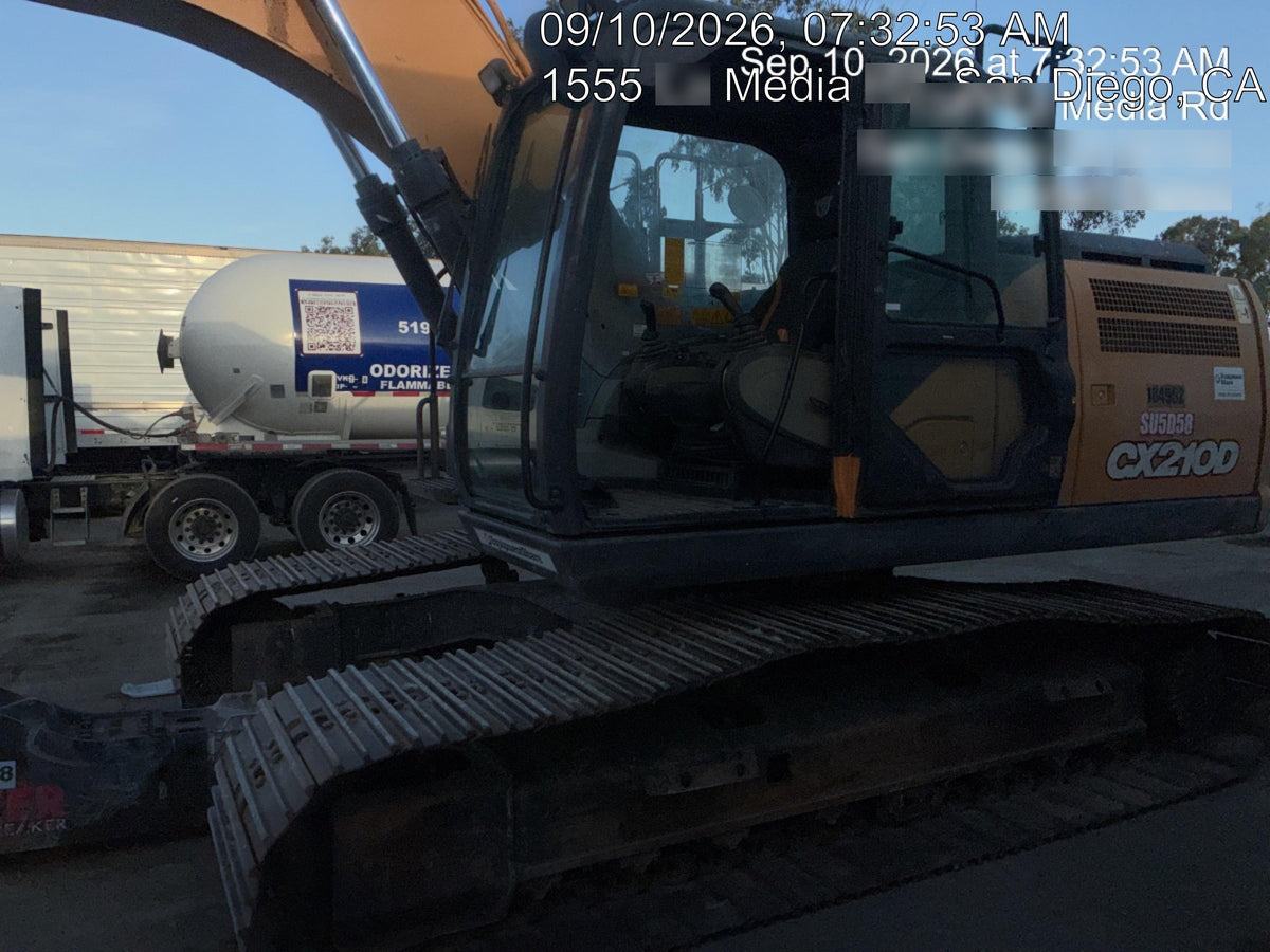 2021 CASE CX210D