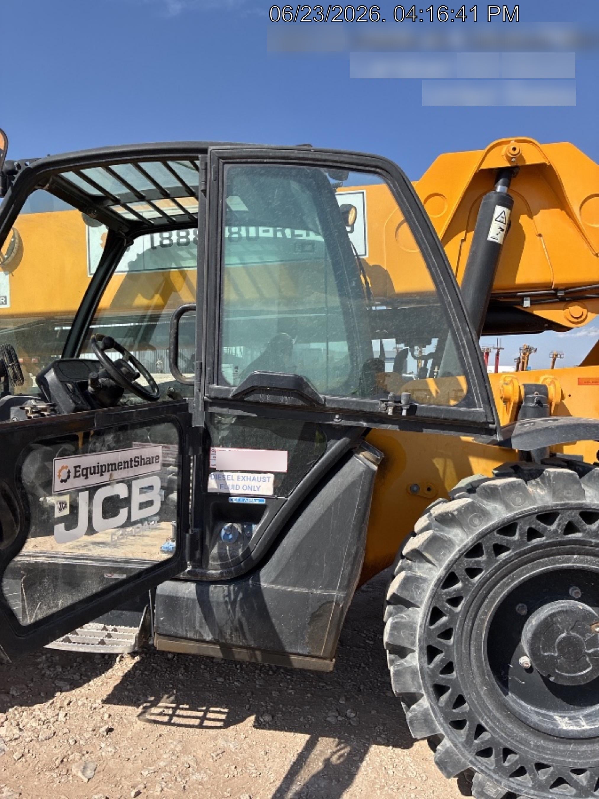 2020 JCB 512-56