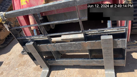 2023 ARROW MATERIAL HANDLING 48" Pallet Forks - Arrow