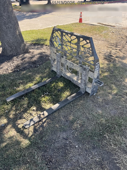 2020 PALADIN 48" Pallet Forks - Paladin