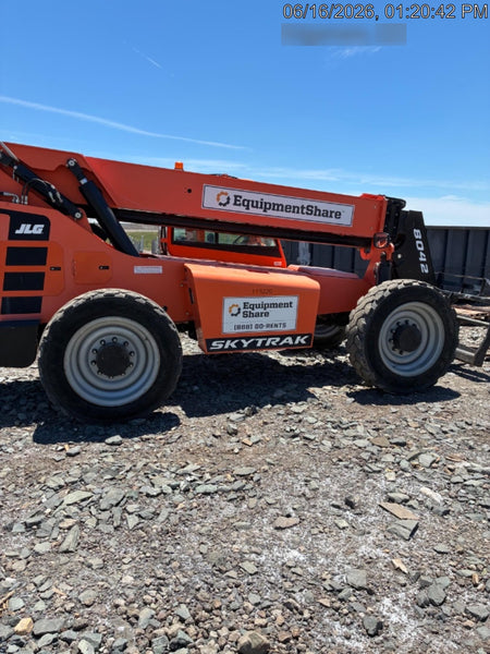 2020 SKYTRAK 8042