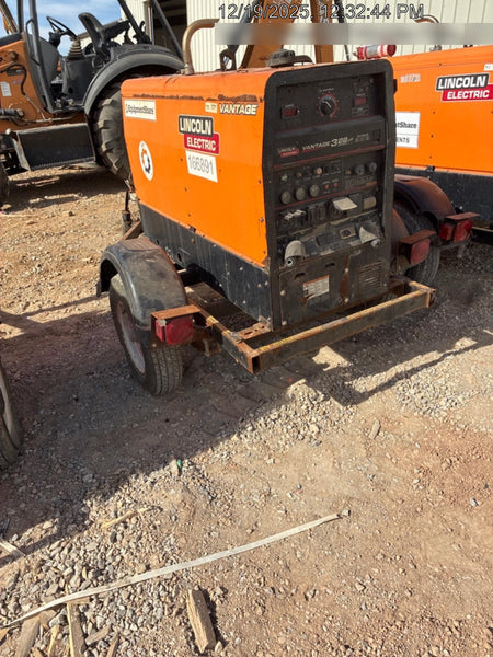 2021 Lincoln Electric Vantage 322 Vantage 322 Ready Pak 3 w/ Decals, ORANGE (includes trailer, cable rack, fender light kit) NO Telematics