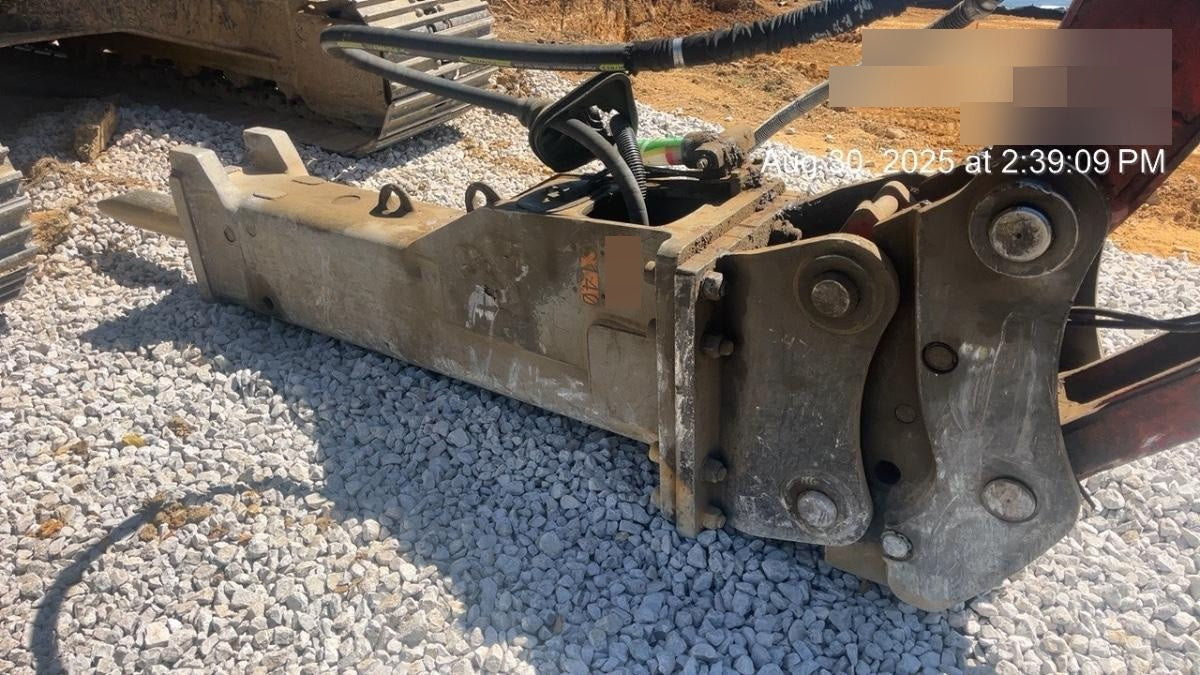 2021 EPIROC EC140T