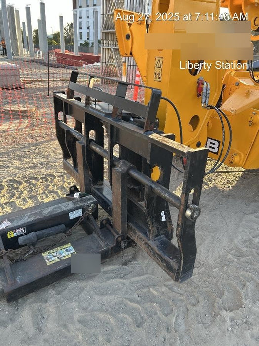 2024 JLG 1001095418S