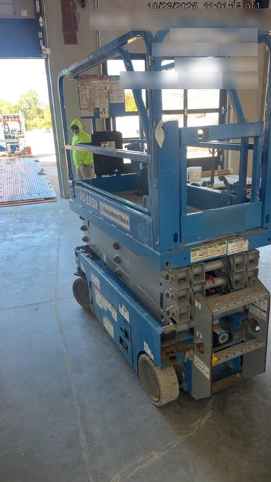 2020 Genie GS-1930 Solid Non Marking Tires, Beacon, Folding rails with half height swing gate