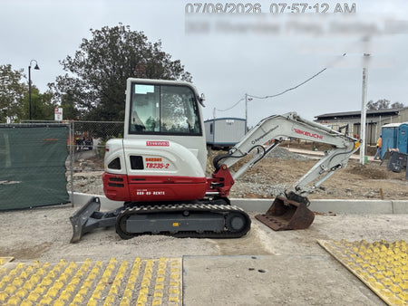 2025 TAKEUCHI TB235-2CR