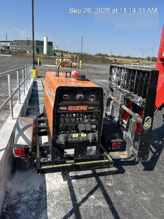 2023 Lincoln Electric LE400 Kubota V1505, Trlr, Cable Rack, Light Kit, ES Decals, T3