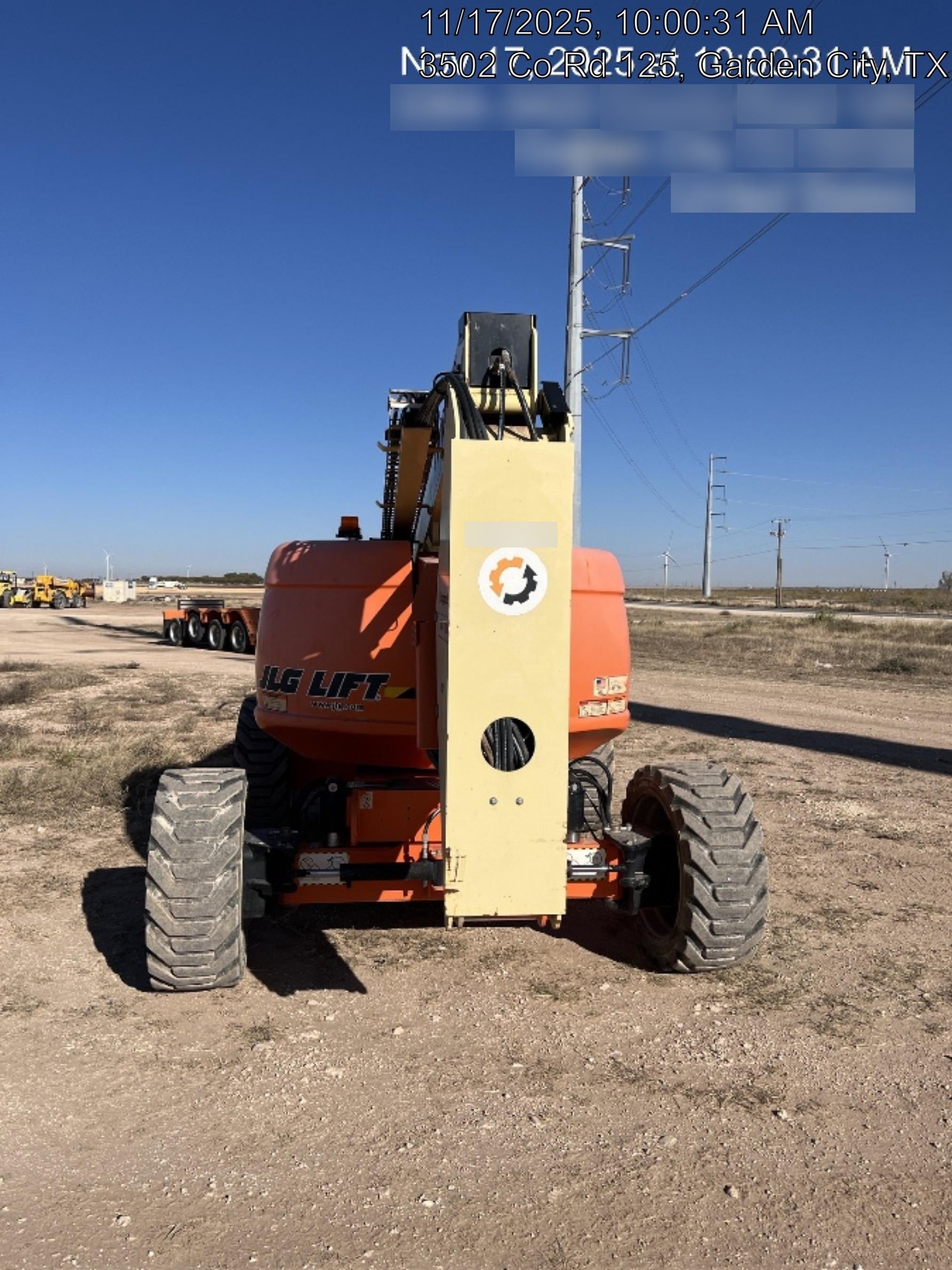 2019 JLG 600AJ