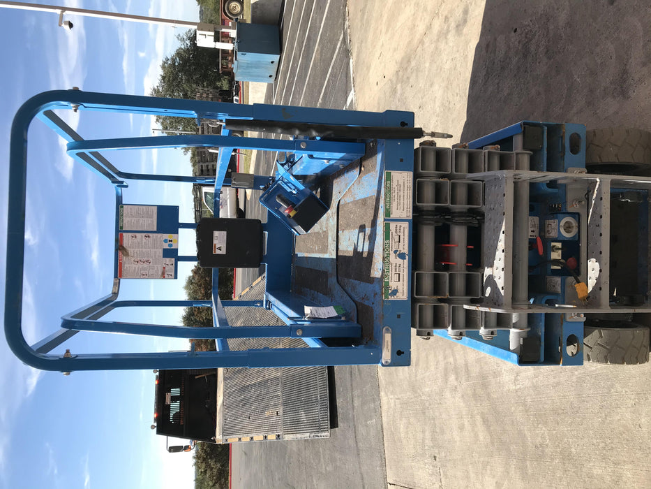 2019 Genie GS-1930 Fixed rails with chain Entry