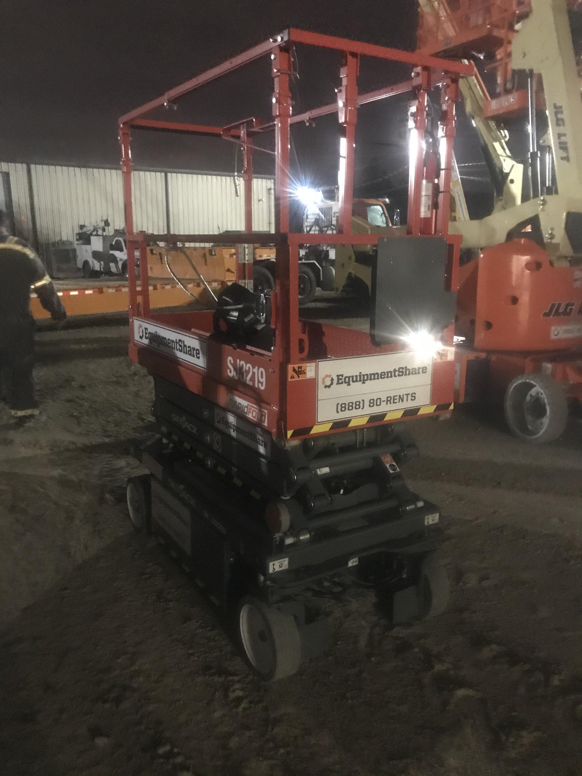 2021 SKYJACK SJ3219