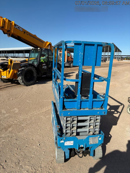 2019 Genie GS-1930 Fixed rails with chain Entry