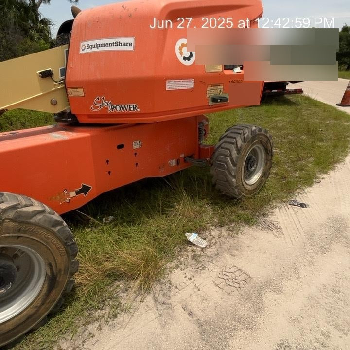 2020 JLG 400S