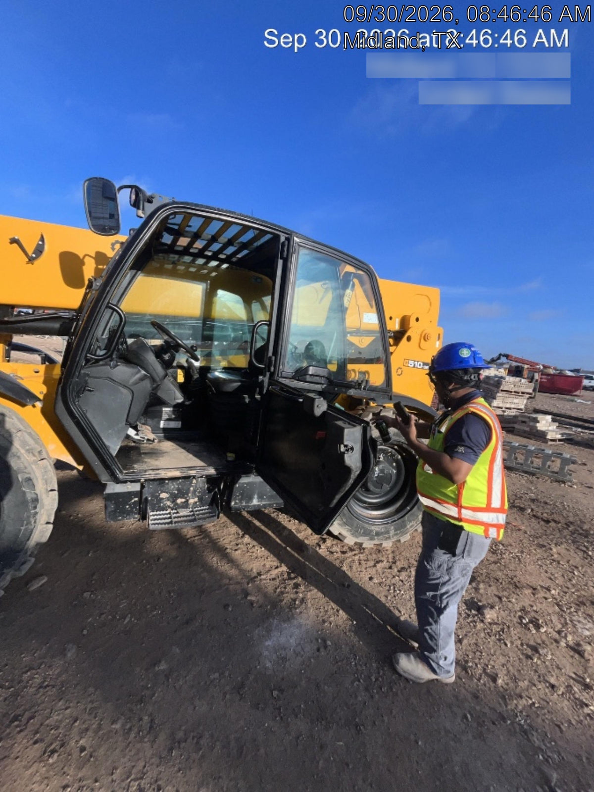 2023 JCB 510-56